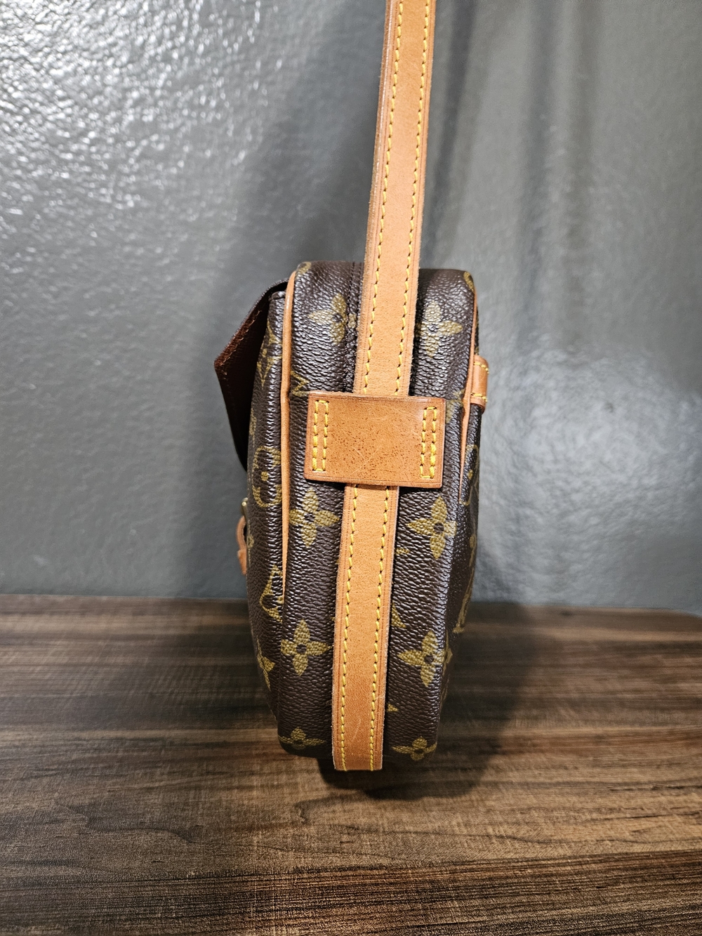 Authentic Louis Vuitton Vintage Jeune Fille Mm Monogram - Picture 5 of 15